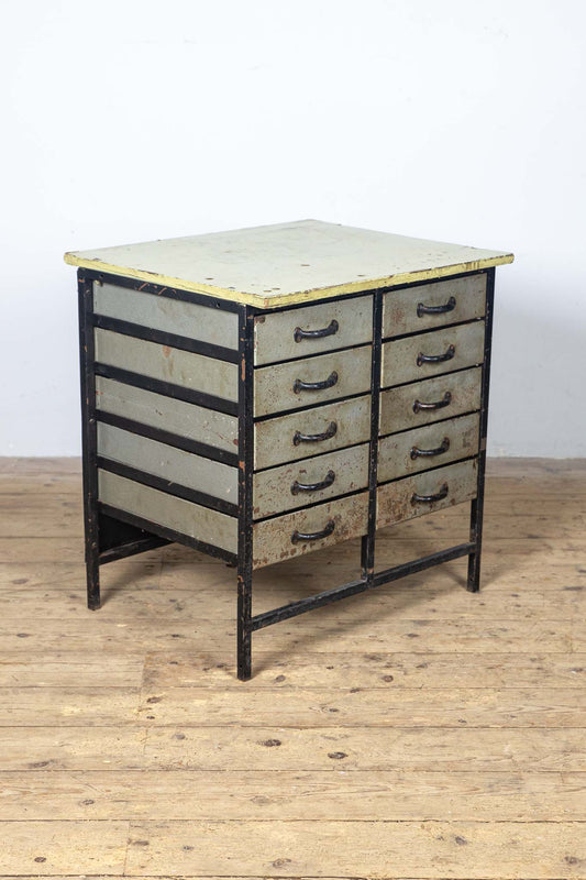 Metal drawers cabinet